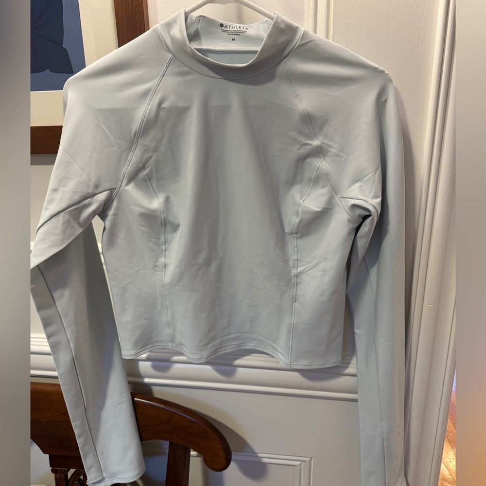 Athleta Women's Light Blue Crop Workout Top